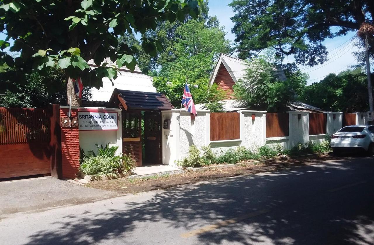 Britannia Court Hotel - Chiang Mai — Fotos 2